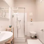 아파트 White Flat By Grazrentals Architect Designed & Stylish & Free Parking 그라츠