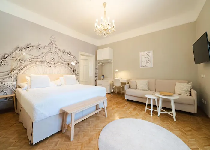 Апартаменты White Flat By Grazrentals With Cool Location & Free Parking *