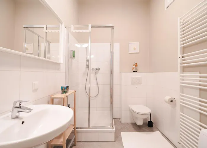 Апартаменты White Flat By Grazrentals With Cool Location & Free Parking Грац