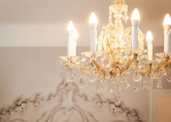 White Flat By Grazrentals Architect Designed & Stylish & Free Parking *